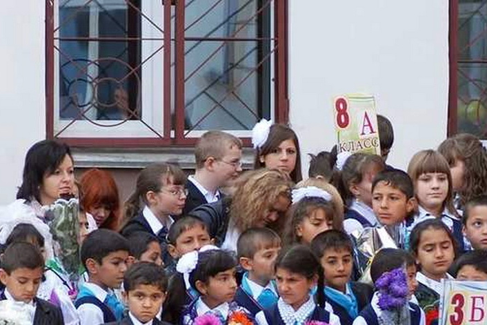 Минпросвещения РФ против экзамена по русскому языку для детей мигрантов